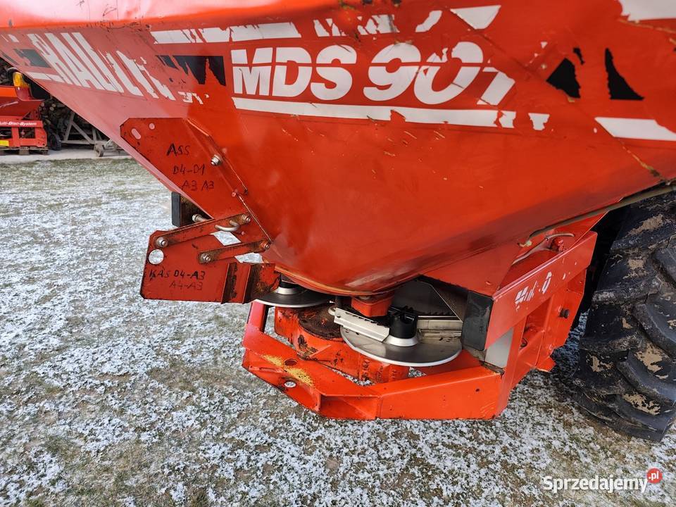 Rozsiewacz siewnik KUHN RAUCH MDS 901 mazowieckie Rzeczniów