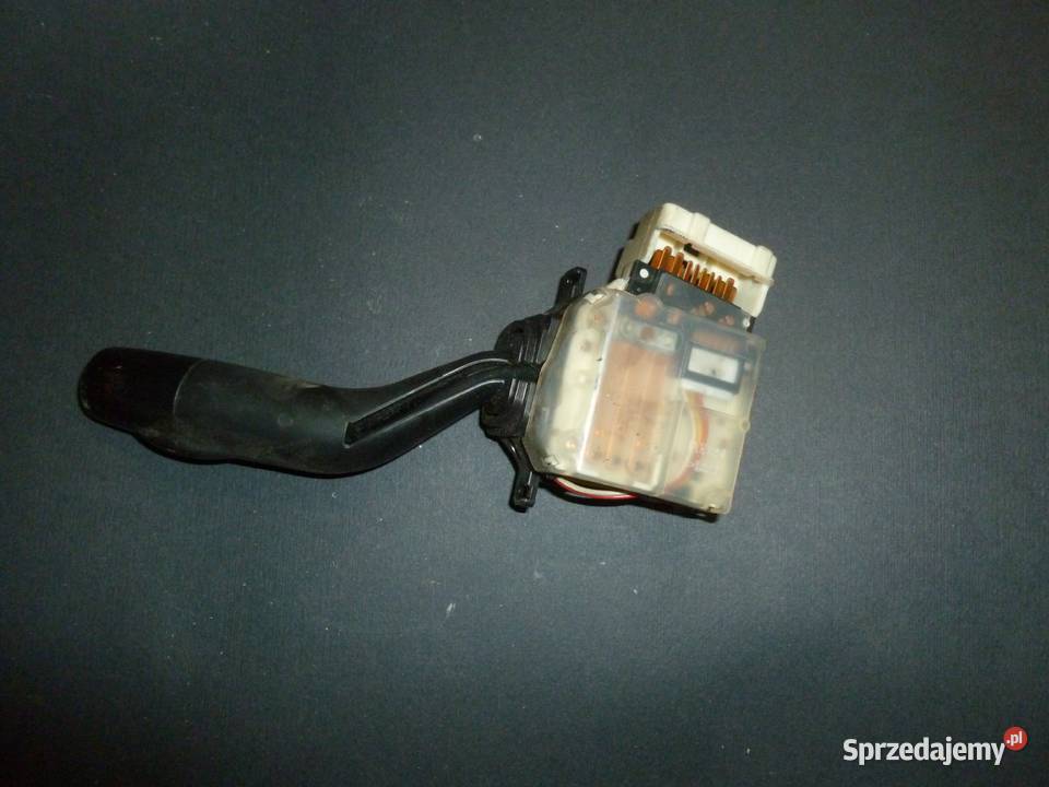 Przełącznik kierunkowskazów świateł mazda 323 f osobowe sprzedam