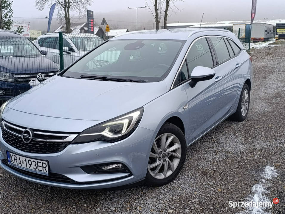 Opel Astra Astra Sports Tourer Bezwypadkowa mały Dulowa