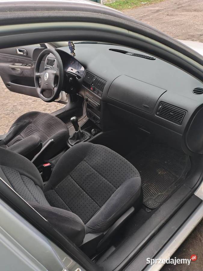 Volkswagen Golf 4 16sr benzyna Chełm sprzedam