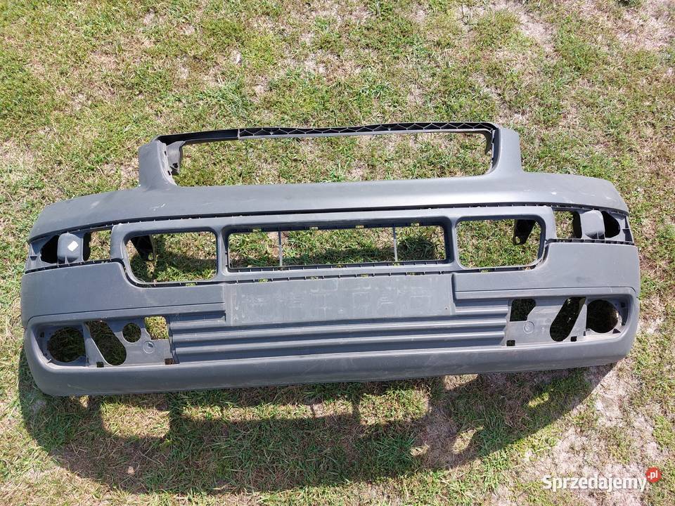 Vw transporter t5 2008r zderzak przód nieuszkodzony Tyszowce