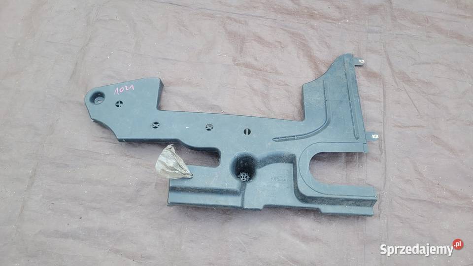 VW PASSAT B7 Lewa osłona podwozia 3AA825101 1021 Ruda Śląska