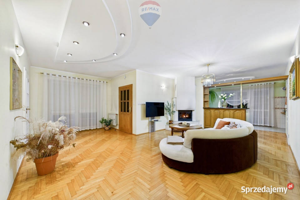 Kamienica w Dolinie Baryczy idealna inwestycja cegła Sułów