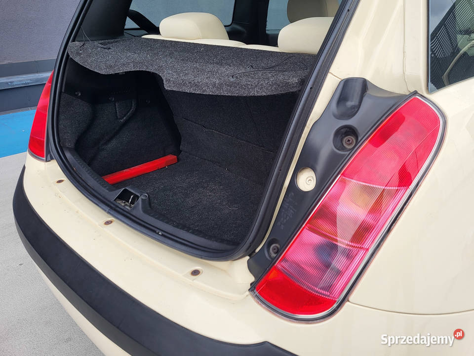 Lancia Ypsilon 12 Rok produkcji 2003 Warszawa