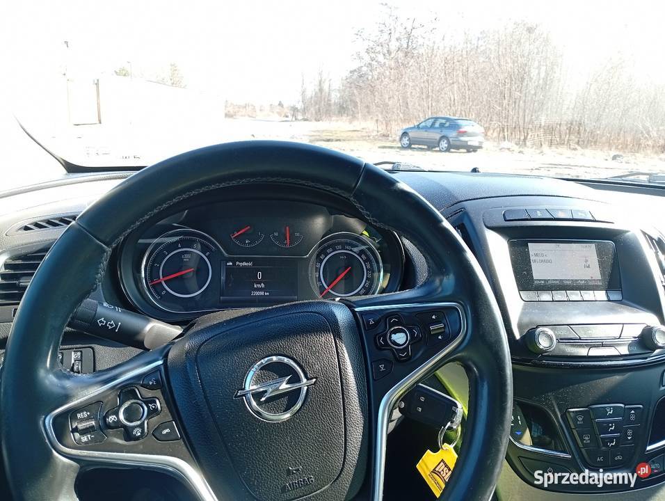 Opel Insignia 2013 kombi welurowa tapicerka Pabianice