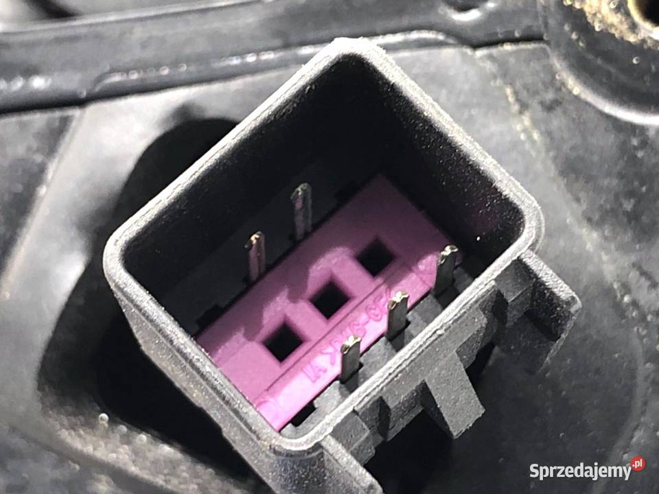 LUSTERKO PRAWY CHEVROLET CRUZE Hatchback SREBRNY