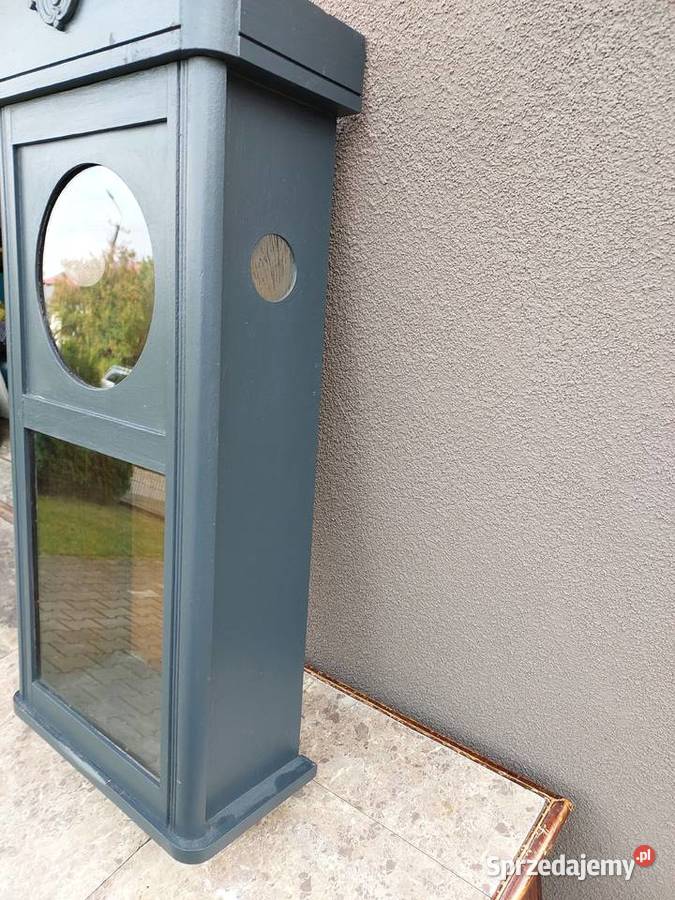 Szafka witrynka z obudowy przedwojennego zegara