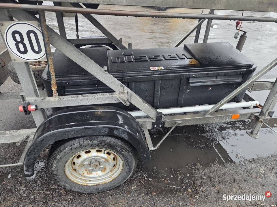 Przyczepka sygnalizacyjna Przyczepka Rok produkcji 2010 Lwówek sprzedam