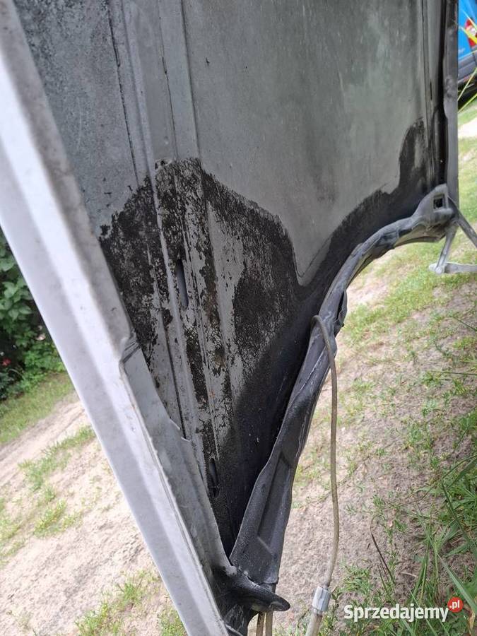Maska z grillem mercedes w201 190 osobowe Żyrzyn