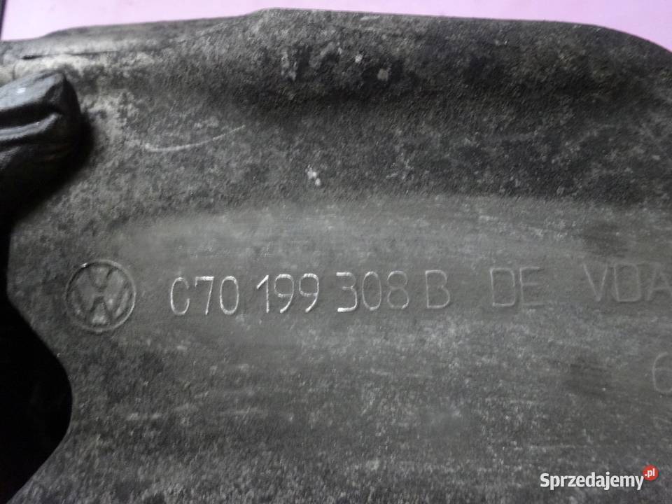 VW Touareg 25 tdi 175 BPE 08r C70199308B ŁAPA osobowe świętokrzyskie