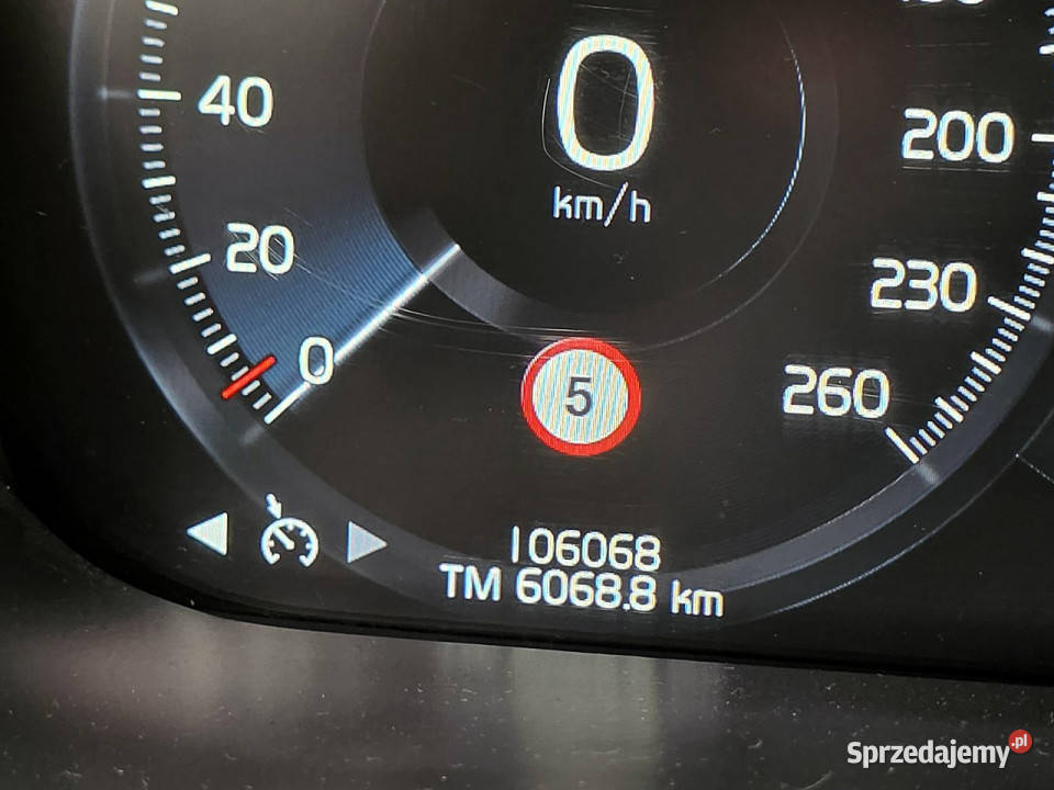 Volvo XC 60 serwis ASO Iwłaściciel II 2017 XC 60 Rydułtowy