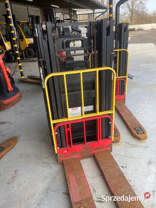 Paleciak elektryczny z masztem HYSTER P20SD 2018 Motoryzacja