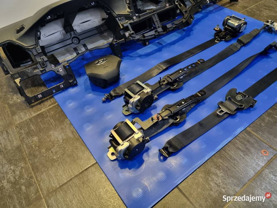 KOMPLETNA KONSOLA HYUNDAI TUCSON III 1820 NLINE Skierniewice