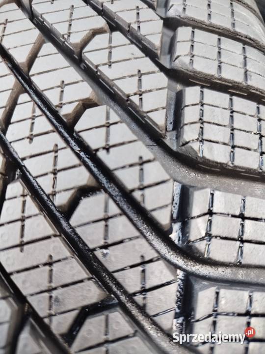 A312 Opony uzywane zimowe 2255517 Pirelli 225 Bąków