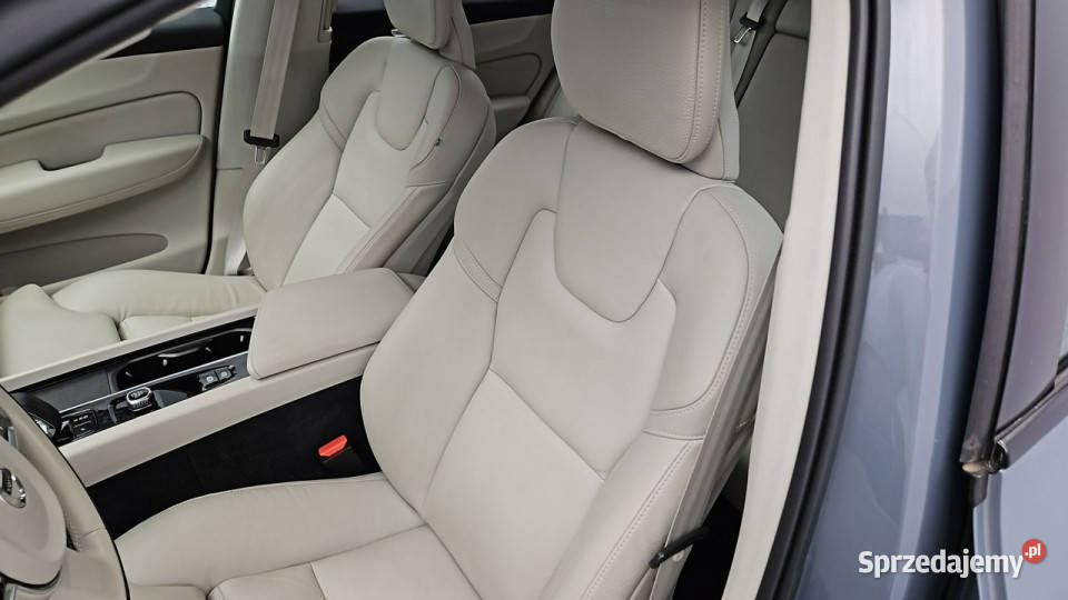 Volvo XC 60 B4 B Plus Dark aut Z Polskiego czujnik deszczu mazowieckie Warszawa
