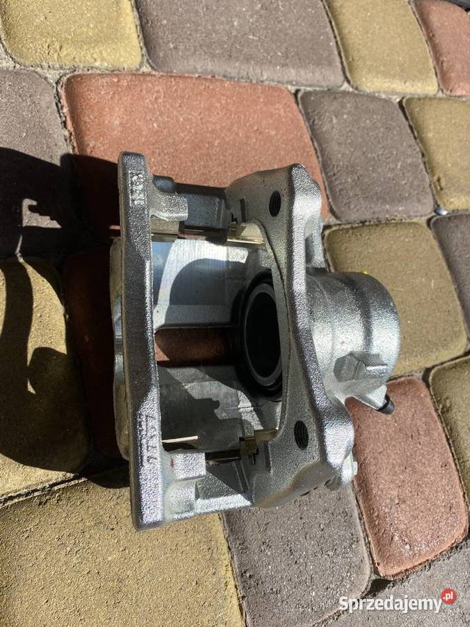 Zacisk Hamulcowy Prawy Przód 8864D Dacia Lodgy osobowe lubelskie Lubycza Królewska