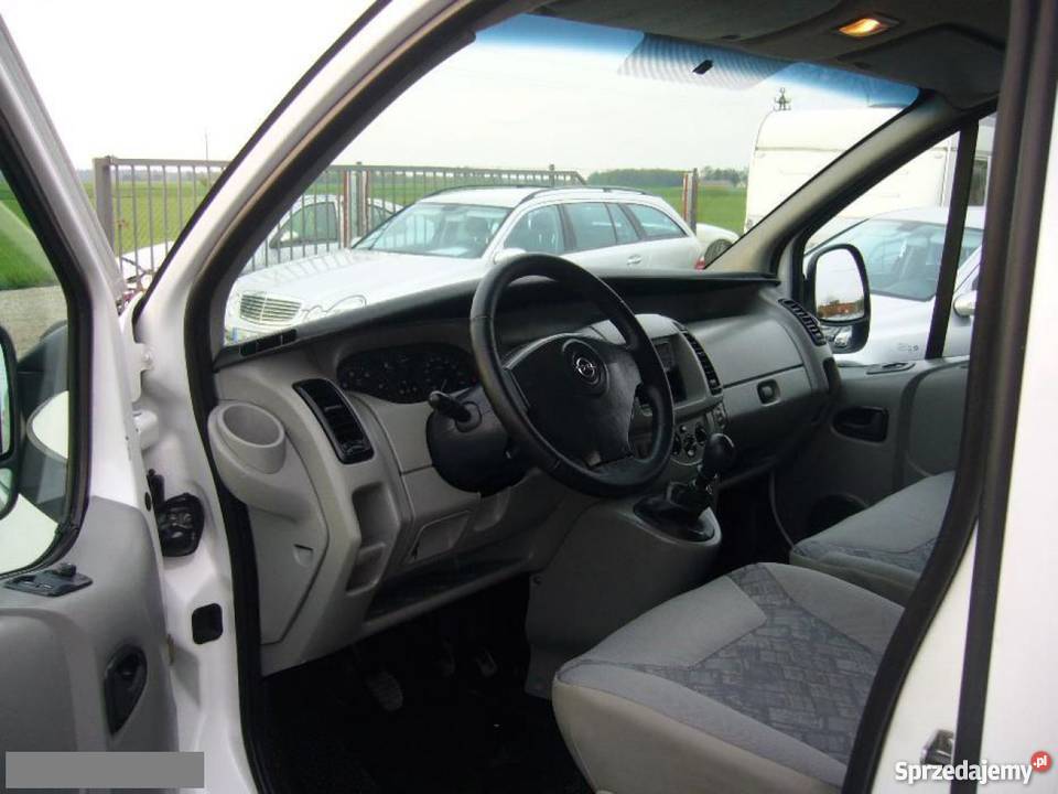 Na sprzedaż Opel Vivaro bialy nieuszkodzony wielkopolskie Wolica Pusta