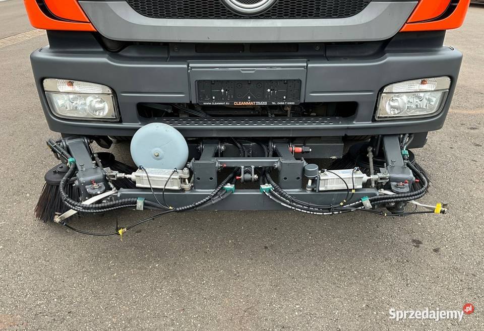Zamiatarka Mercedes Axor EUR 5 tez w leasing automatyczna Warszawa