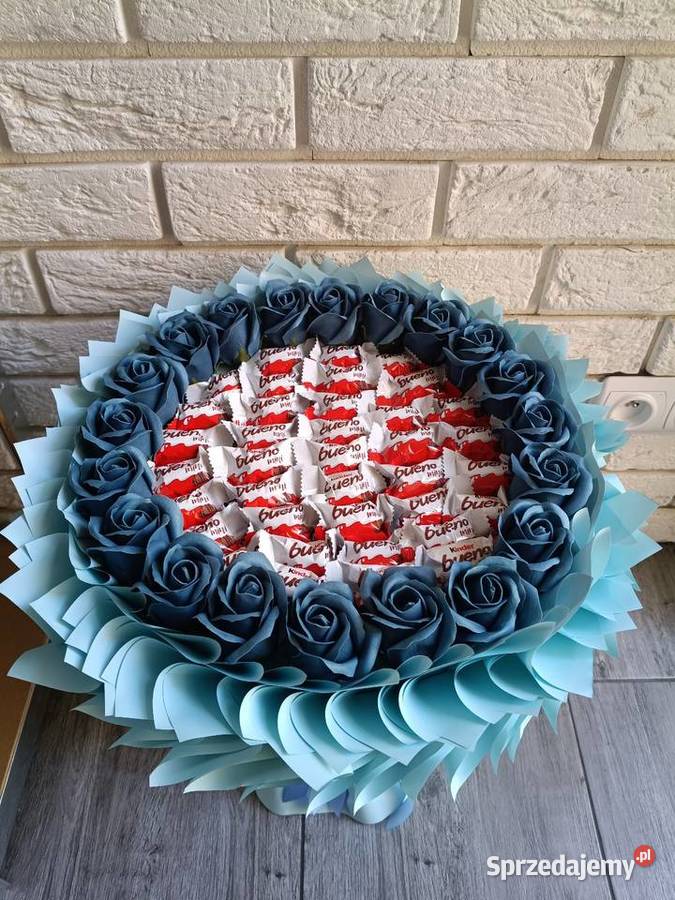 Bukiet z róż mydlanych Prezent na Komunię Słodki Czekolady i czekoladki wielkopolskie Konin sprzedam