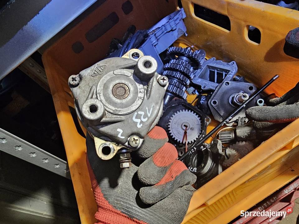 Aprilia Pegaso 125 Rotax 123 rozrusznik starter