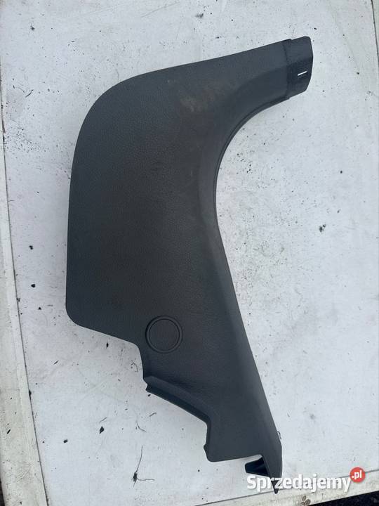 Osłona obudowa progu lewa Ford Focus mk2