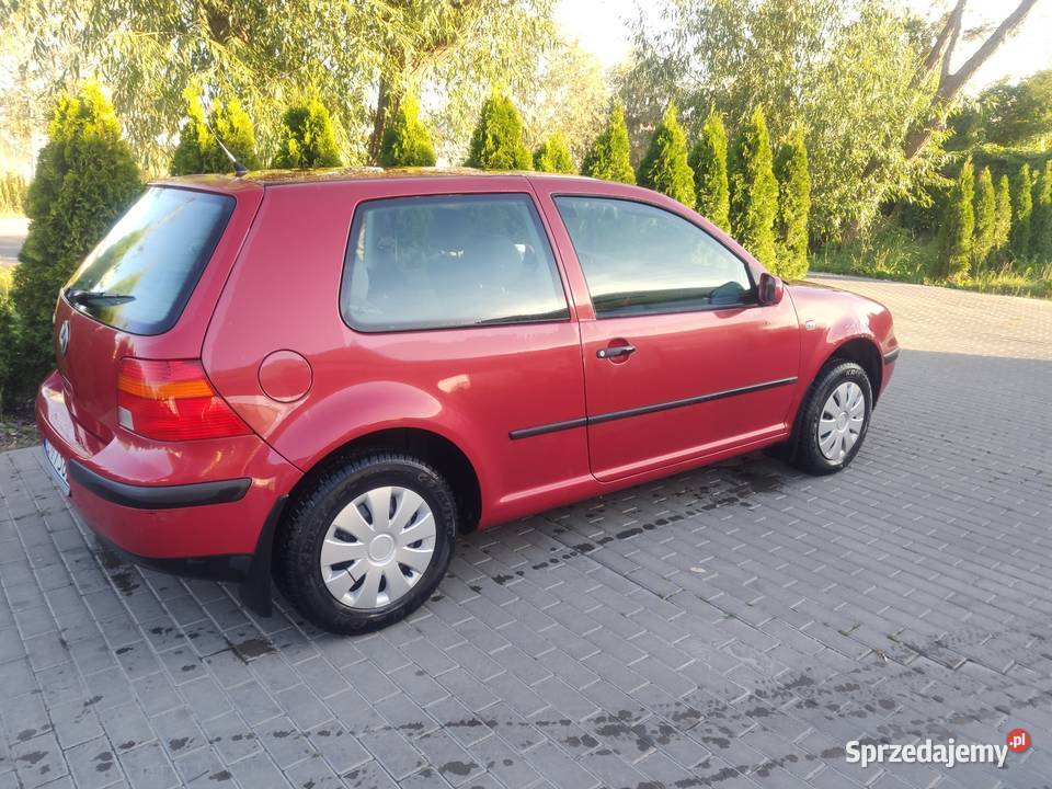 Golf IV 2001r 14 benzyna polski salon 140000km Łomianki