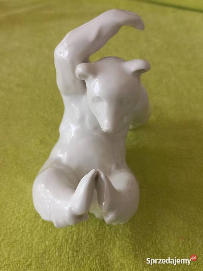 Figurka porcelanowa Niedźwiedź bawiący się KPM Toruń sprzedam