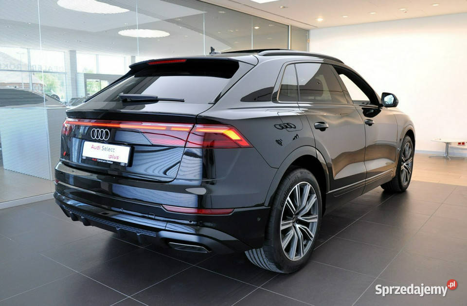 Audi Q8 55TFSIe Quattro Sline BO Virtual podgrzewane fotele Kielce
