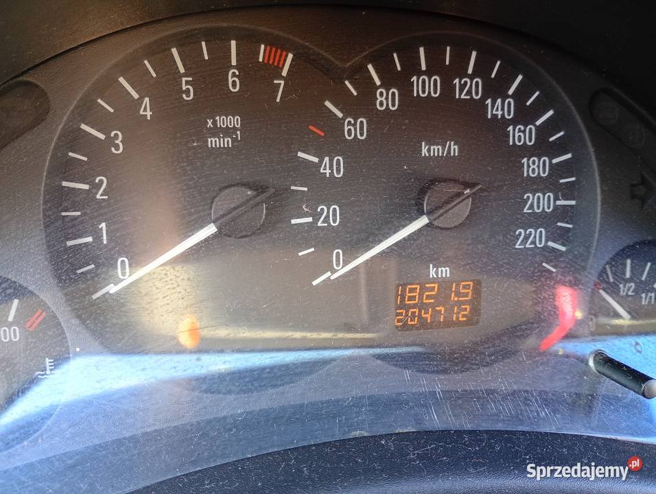 Opel Corsa 75KM małopolskie Charsznica