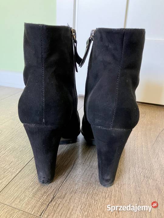 Czarne botki kozaki Zara Trafaluc zamsz 39 Zara Rzeszów sprzedam