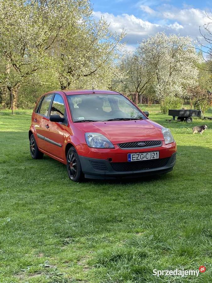 Ford fiesta 2006 czerwony drugi wlaściciel Zgierz