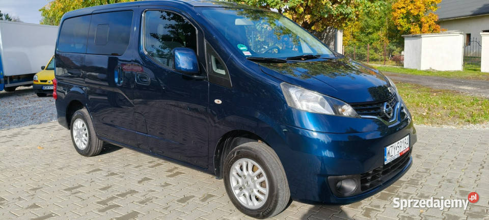 Nissan NV200 Evalia 7osób full 5l100 8kół sprzedam