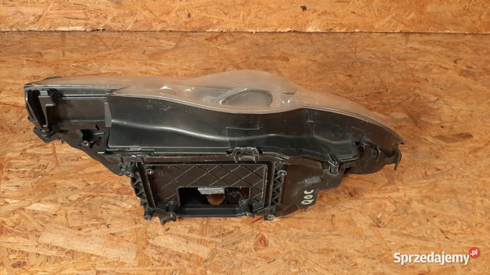 SUBARU OUTBACK III LIFT REFLEKTOR LAMPA LEWA Nowy Tomyśl sprzedam