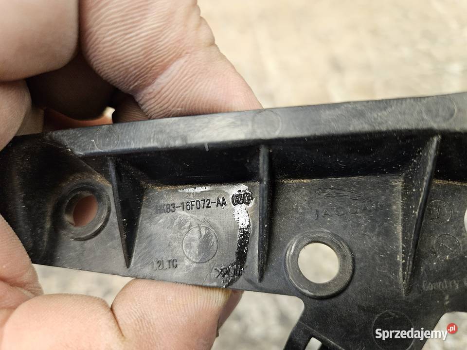 JAGUAR FPACE X761 ŚLIZG ZDERZAKA PRAWY PRZÓD Międzychód sprzedam