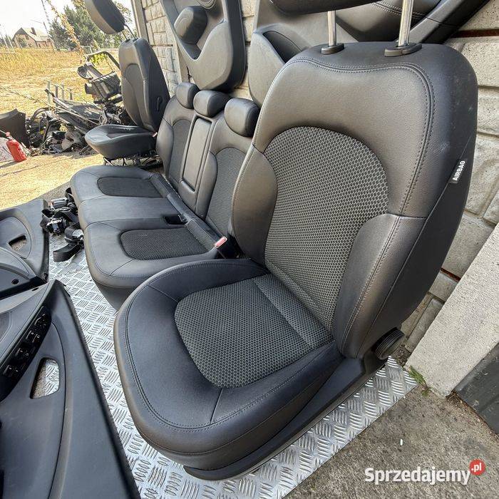Fotele kanapa tyl polskora pasy boczki Hyundai wielkopolskie Barłogi