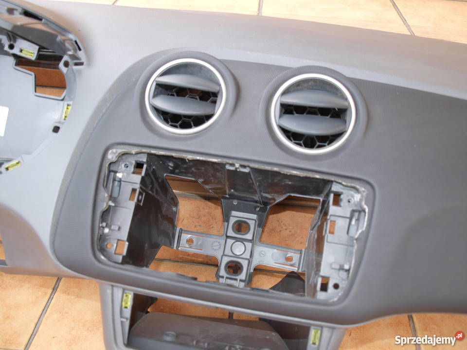 Seat ibiza konsola deska rozdzielcza 2008 2016r Kalisz sprzedam