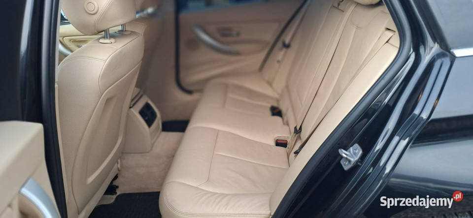 BMW 320 navi F30F31 2012 gniazdo AUX