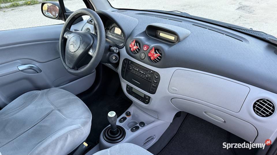 Citroen C3 Exclusive 16 Benzyna Manual Rok produkcji 2004 Milejów-Osada sprzedam