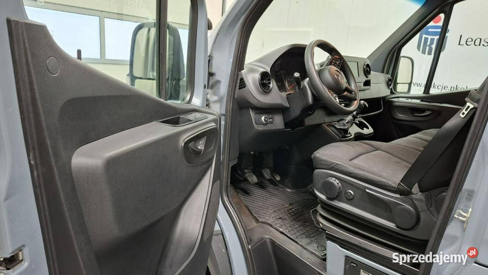 Mercedes Sprinter L E6 35t światła przeciwmgłowe