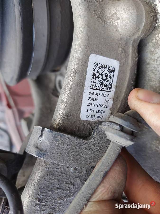 Zwrotnica LEWA PRAWA przód przednia Audi A4 B9 śląskie Tychy