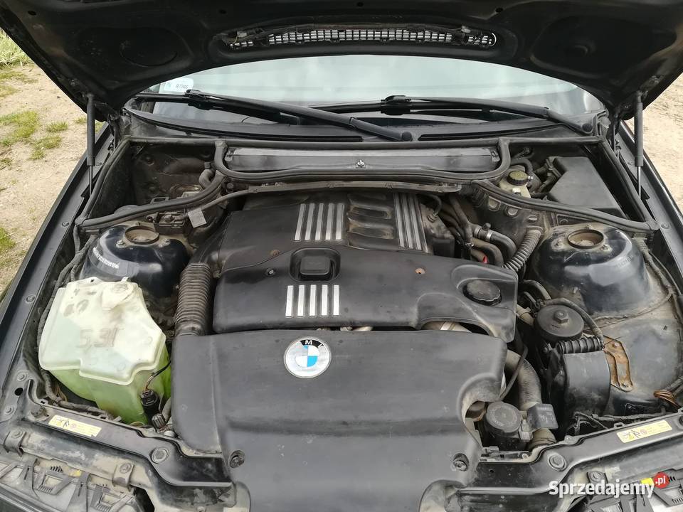 BMW 3 e46 320d kombi 136 2000r 33000 reflektory ksenonowe