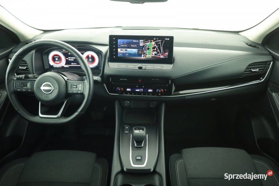 Nissan Qashqai 13 DIGT MHEV asystent pasa ruchu Piaseczno