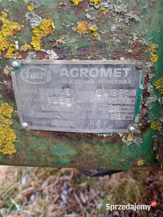 Rozrzutnik obornika jednoosiowy sprawny