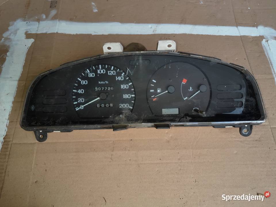 Nissan sunny licznik Rok produkcji 1991 Łomża