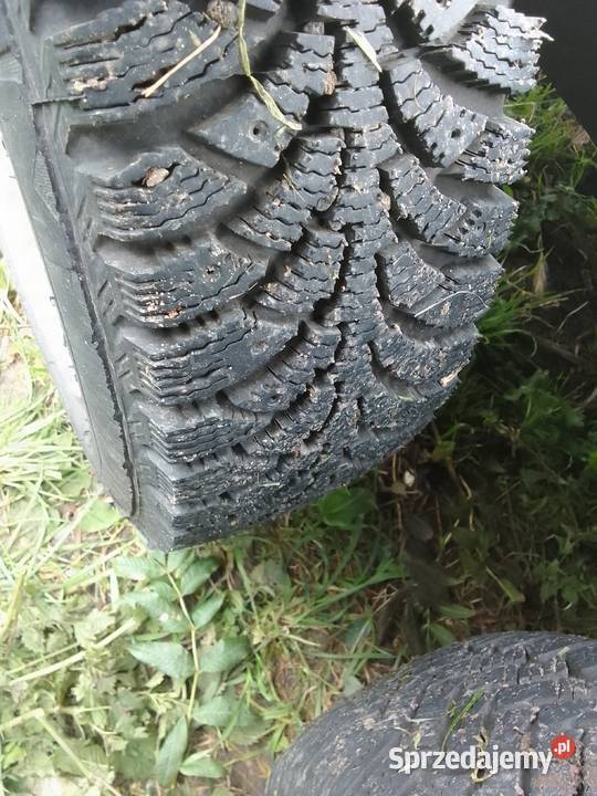 Przyczepa do przewozu aut