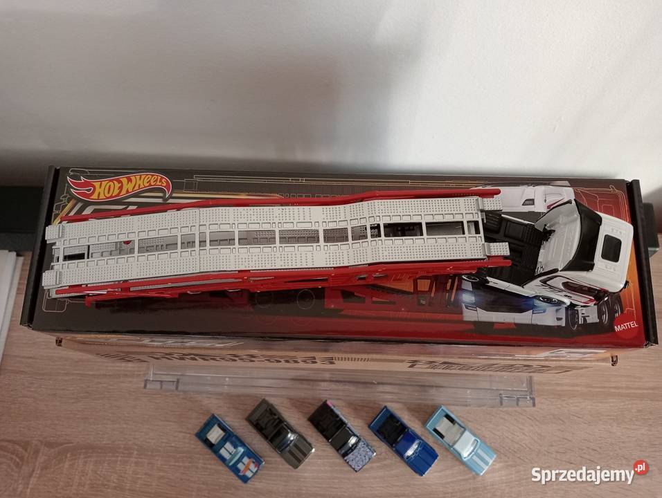 Hot Wheels Elite 64 Scania 770 S gablotka Chevy 3 lata+ Jaworzno