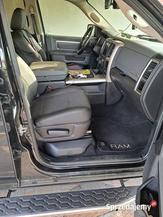 Dodge Ram 1500 Big Horn 57 Hemi Dąbrowa Górnicza