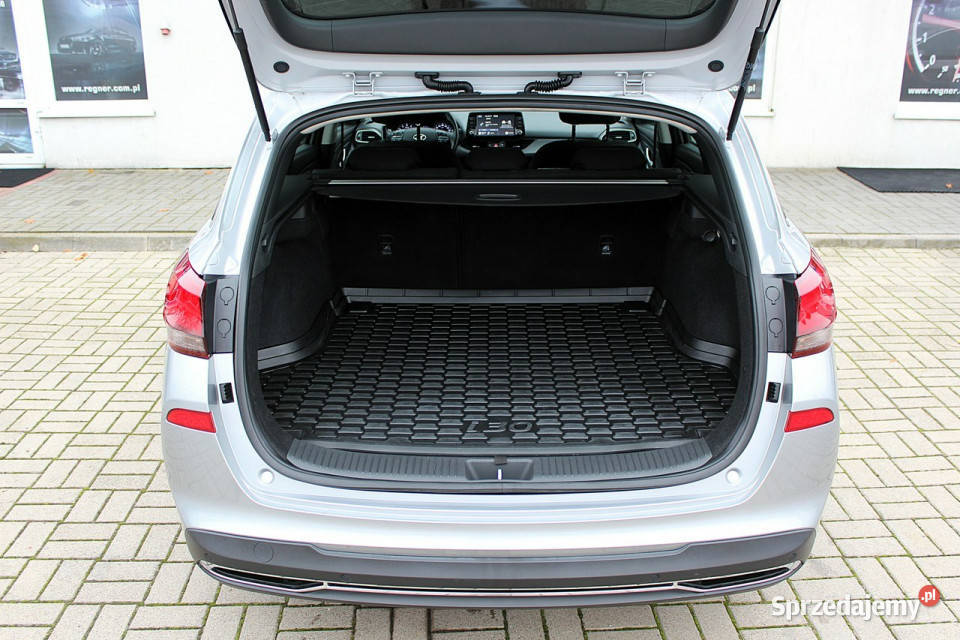 Hyundai i30 Salon Kamera Cofania FV23 10 TGDI światła przeciwmgielne Sokołów