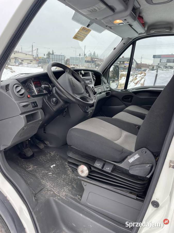 IVECO Daily 40C15 Kat B Winda Dhollandia 750 146KM