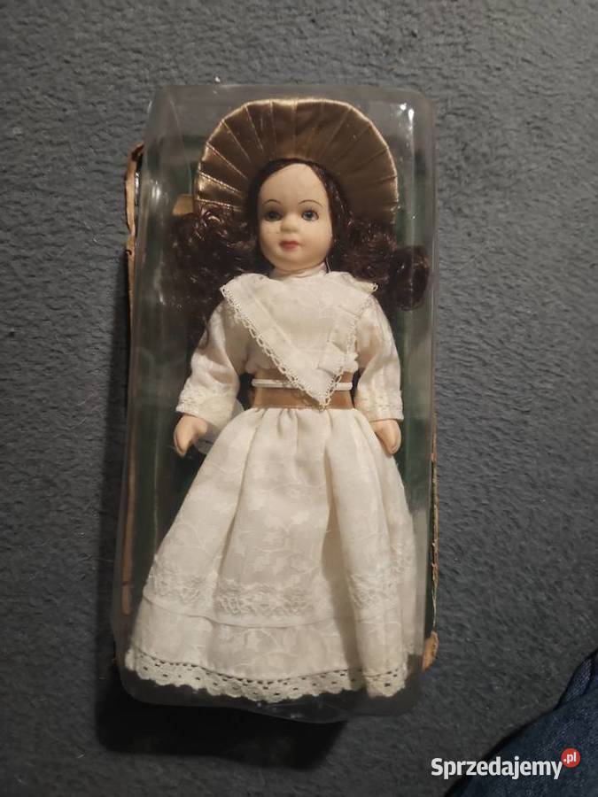 Lala porcelanowa Wałbrzych sprzedam